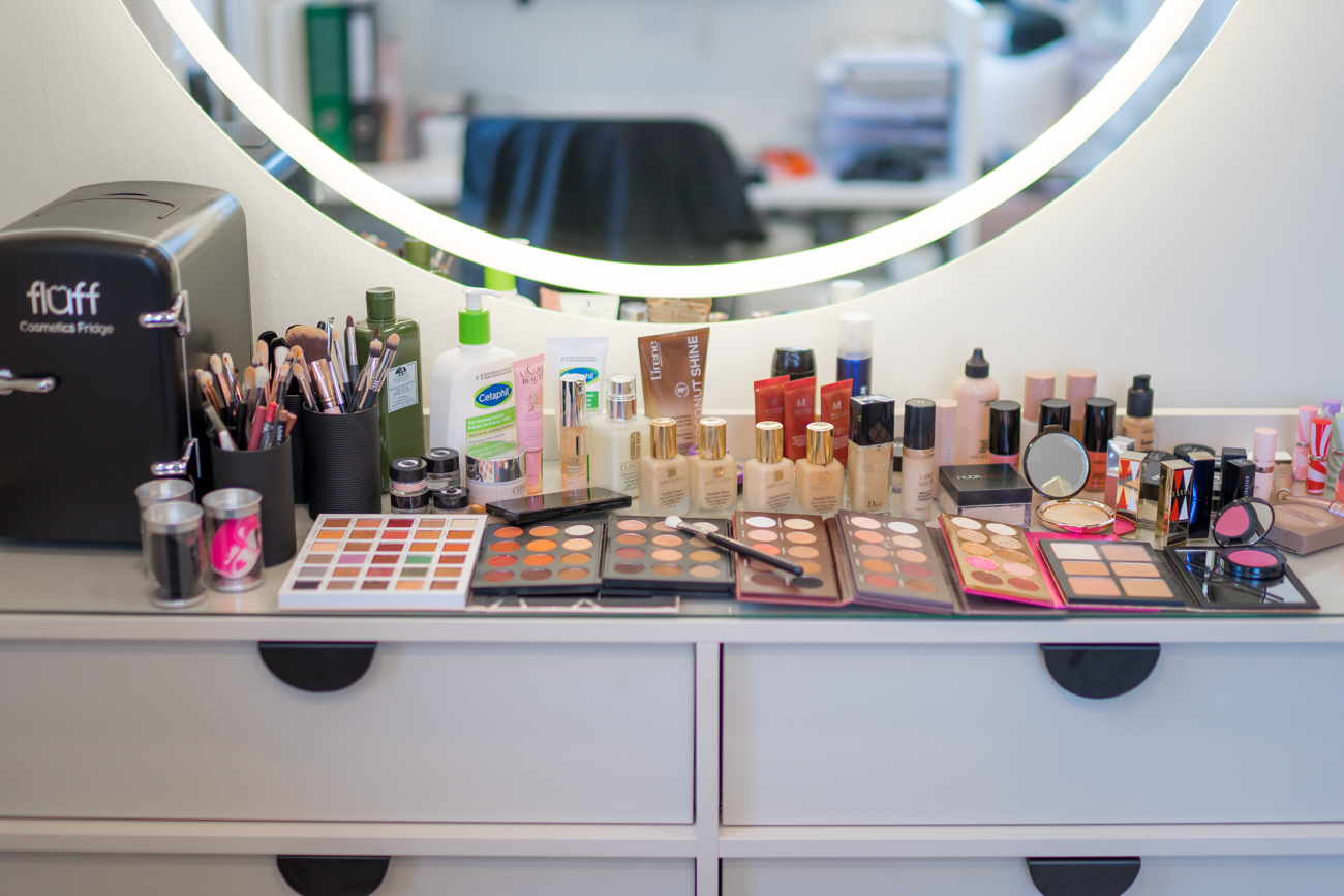 Salon Kosmetyczny Ustroń Smile and Beauty Budynek Galeria-01